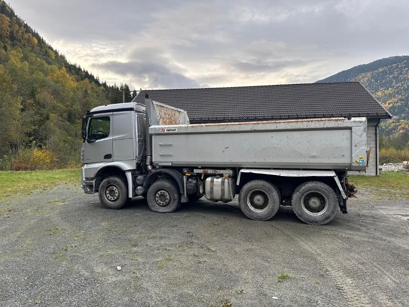Camión volquete 2019 Mercedes-Benz Arocs 3258K 8x4 tippbil: foto 8 Camión volquete 2019 Mercedes-Benz Arocs 3258K 8x4 tippbil: foto 8