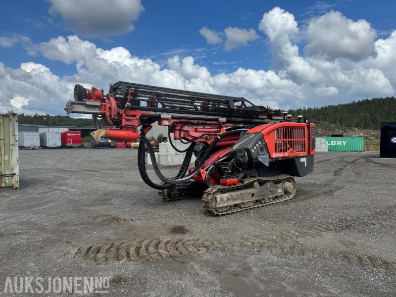 2019 Sandvik Dino DC410RI Borerigg - GPS - Radio - - Perforadora: foto 1 2019 Sandvik Dino DC410RI Borerigg - GPS - Radio - - Perforadora: foto 1