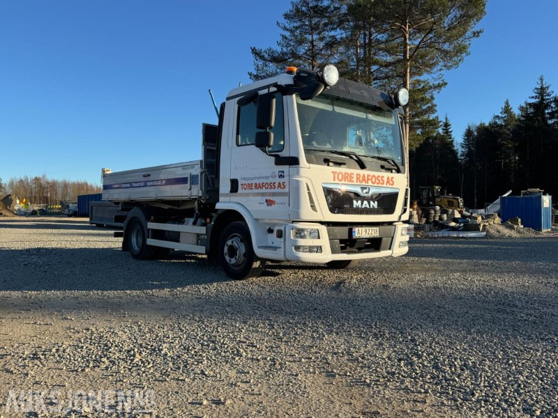 2020 MAN TGL 8.220 4x2 Tippbil, Meiller 3-veis Tipp, Servicehistorikk, Automat, Webasto, 78 514 km - Camión volquete: foto 3 2020 MAN TGL 8.220 4x2 Tippbil, Meiller 3-veis Tipp, Servicehistorikk, Automat, Webasto, 78 514 km - Camión volquete: foto 3