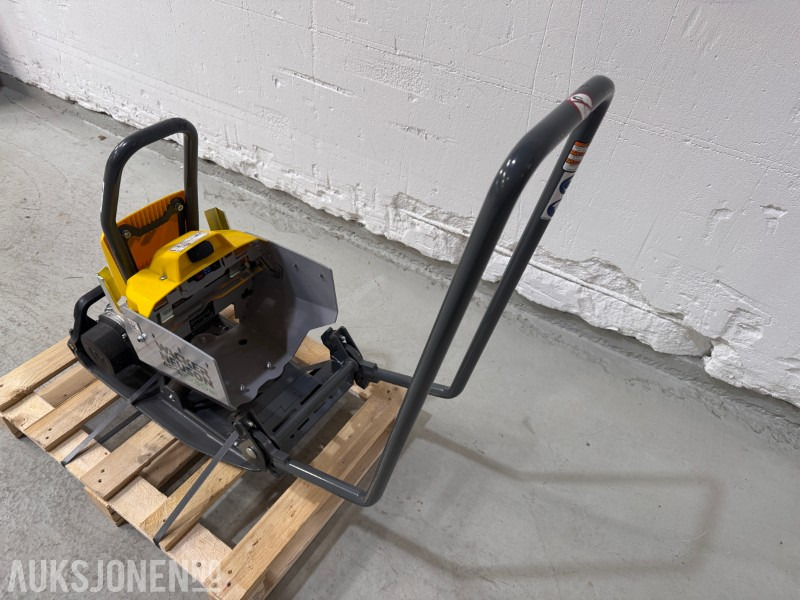 2022 Wacker Neuson APS1030e - 50 KG EL VIBROPLATE - Rodillo: foto 3 2022 Wacker Neuson APS1030e - 50 KG EL VIBROPLATE - Rodillo: foto 3