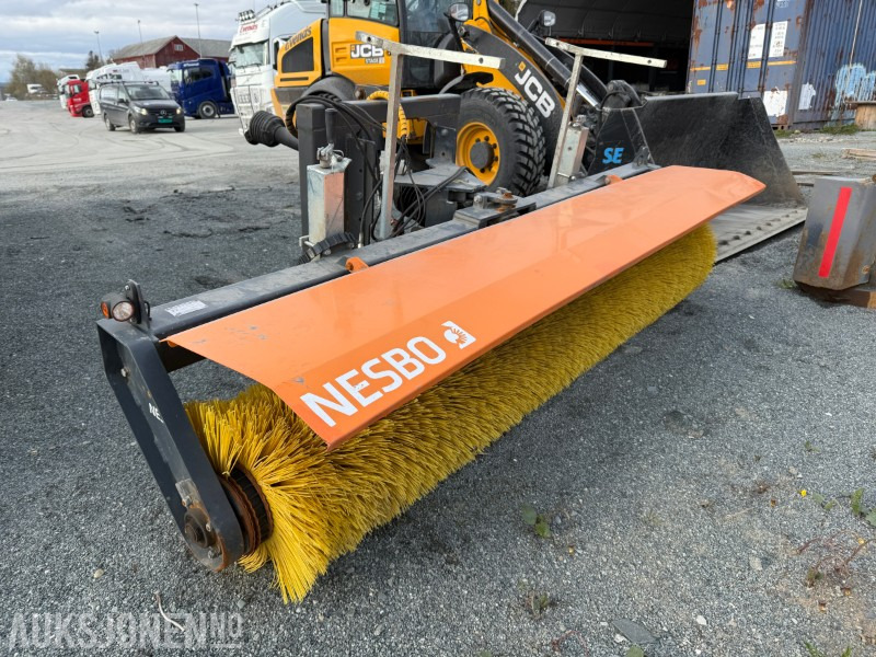 2024 Nesbo FM 2800 S – PTO-drevet kostemaskin - Equipo de construcción: foto 2 2024 Nesbo FM 2800 S – PTO-drevet kostemaskin - Equipo de construcción: foto 2