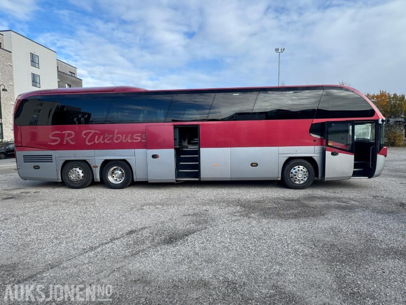 2013 MAN NEOPLAN Cityliner EEV - 53 seter - 615222km -turbuss - Autobús: foto 3 2013 MAN NEOPLAN Cityliner EEV - 53 seter - 615222km -turbuss - Autobús: foto 3