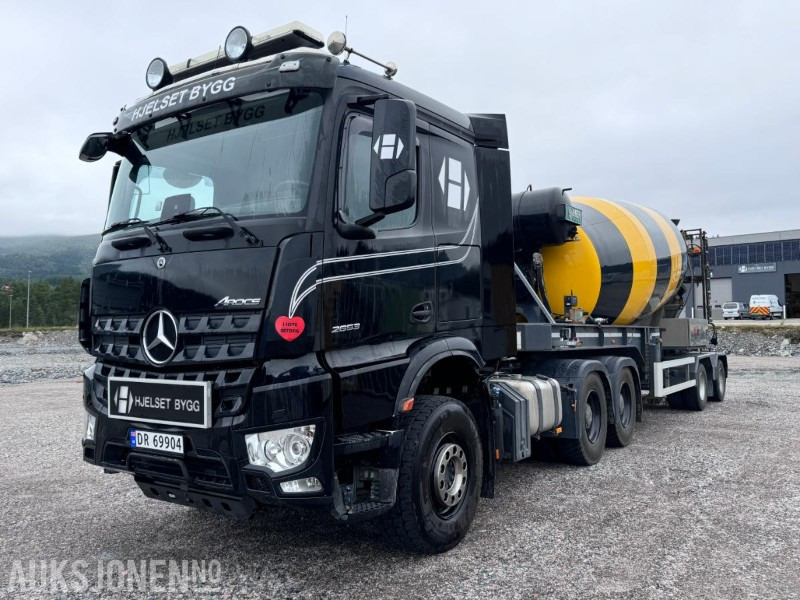 2019 Mercedes-Benz Arocs trekker - AMT 4433 semi med 14 m3 betongblander - 6x4 - Navreduksjon - - Cabeza tractora: foto 1 2019 Mercedes-Benz Arocs trekker - AMT 4433 semi med 14 m3 betongblander - 6x4 - Navreduksjon - - Cabeza tractora: foto 1