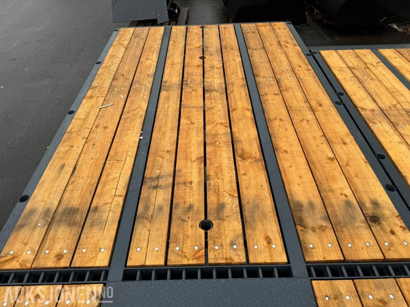 2025 NYTT Maskinflak med staker og låsbare skap - Camión: foto 5 2025 NYTT Maskinflak med staker og låsbare skap - Camión: foto 5