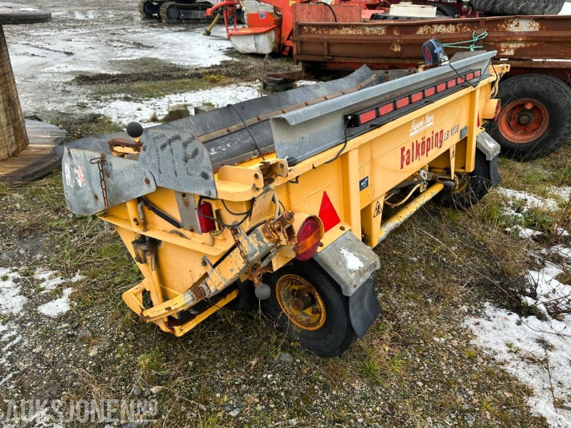 Falköping LB1000 Etterhengende strøkasse - Camión: foto 4 Falköping LB1000 Etterhengende strøkasse - Camión: foto 4