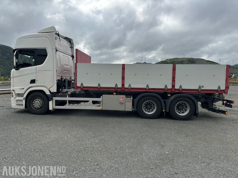 Scania R560 2022 – Kjøreskolebil m/ plan og containerpåbygg - Camión: foto 4 Scania R560 2022 – Kjøreskolebil m/ plan og containerpåbygg - Camión: foto 4