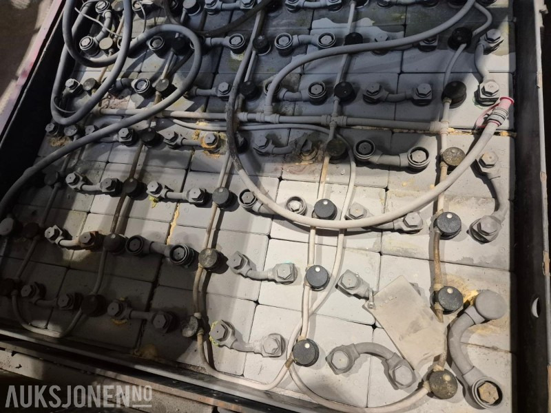 Equipo de manutención 2004 Toyota 7FBMF30, elektrisk gaffeltruck, repobjekt: foto 19 Equipo de manutención 2004 Toyota 7FBMF30, elektrisk gaffeltruck, repobjekt: foto 19