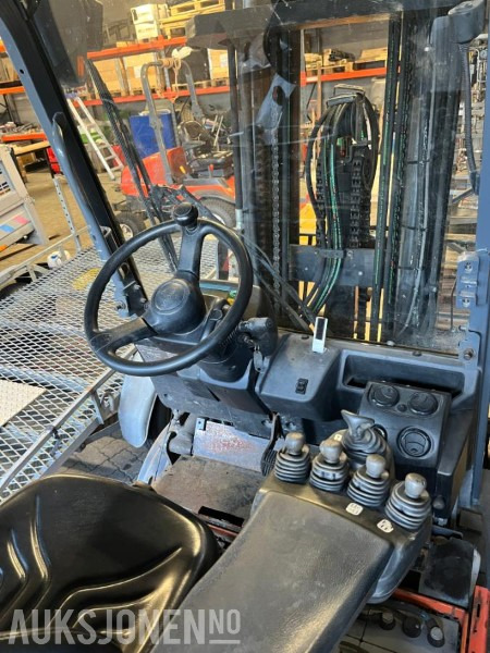 2007 Toyota 7FBMF35 3.5 tonn 5.5 meter løftehøyde Reparasjonsobjekt - Equipo de manutención: foto 3 2007 Toyota 7FBMF35 3.5 tonn 5.5 meter løftehøyde Reparasjonsobjekt - Equipo de manutención: foto 3