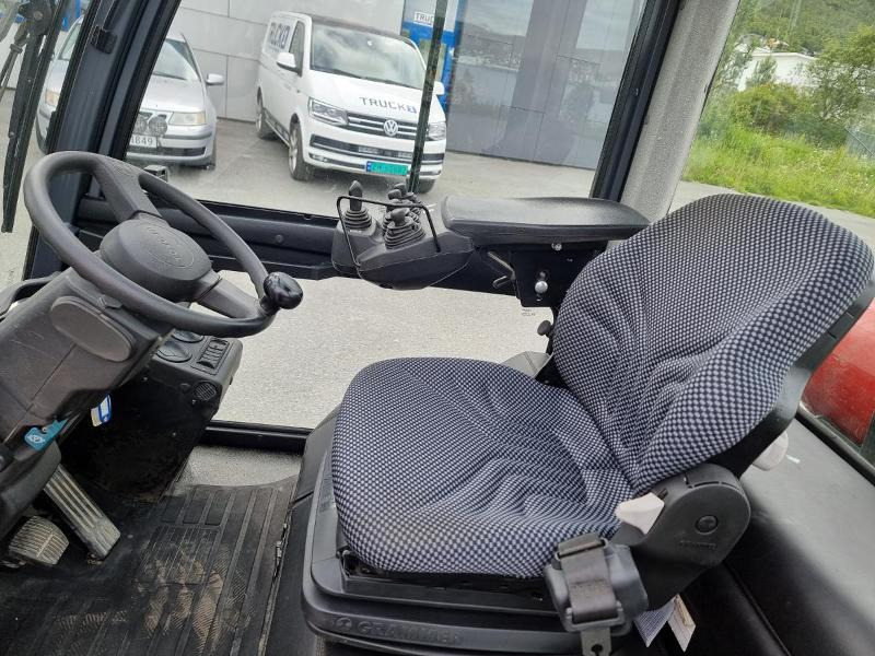 2010 Toyota 2010 Toyota 02-8FGF25 - 2,5 tonns propantruck - 4,7 m løftehøyde - Equipo de manutención: foto 5 2010 Toyota 2010 Toyota 02-8FGF25 - 2,5 tonns propantruck - 4,7 m løftehøyde - Equipo de manutención: foto 5