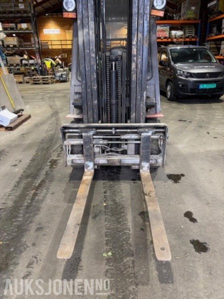 2012 Manitou CD 25 P - Gaffeltruck - Timer: 1997 - Equipo de manutención: foto 5 2012 Manitou CD 25 P - Gaffeltruck - Timer: 1997 - Equipo de manutención: foto 5