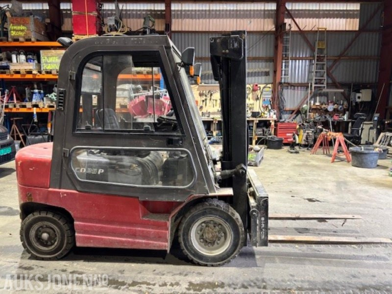 2012 Manitou CD 25 P - Gaffeltruck - Timer: 1997 - Equipo de manutención: foto 2 2012 Manitou CD 25 P - Gaffeltruck - Timer: 1997 - Equipo de manutención: foto 2