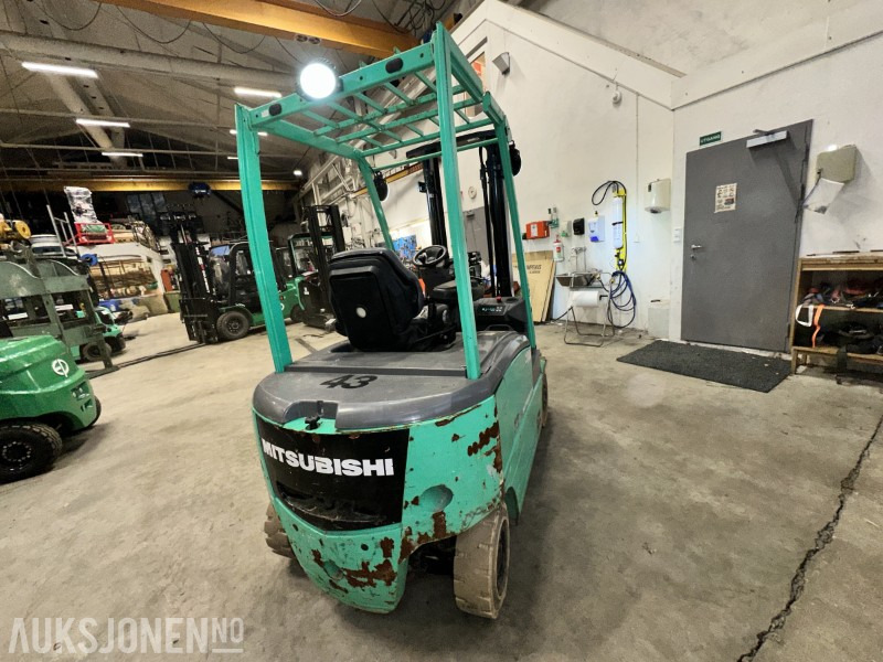 2012 Mitsubishi FB16CPN 3-hjuls motvektstruck, 744 timer - Equipo de manutención: foto 5 2012 Mitsubishi FB16CPN 3-hjuls motvektstruck, 744 timer - Equipo de manutención: foto 5