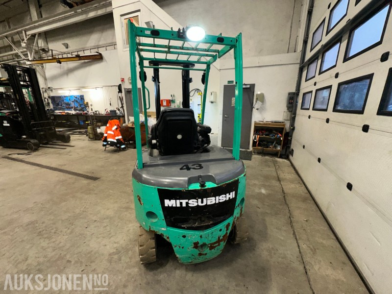 2012 Mitsubishi FB16CPN 3-hjuls motvektstruck, 744 timer - Equipo de manutención: foto 4 2012 Mitsubishi FB16CPN 3-hjuls motvektstruck, 744 timer - Equipo de manutención: foto 4