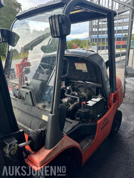 Toyota 2500 gaffeltruck - Hydraulisk sideforskyvning og spredning - Friløft - Equipo de manutención: foto 2 Toyota 2500 gaffeltruck - Hydraulisk sideforskyvning og spredning - Friløft - Equipo de manutención: foto 2