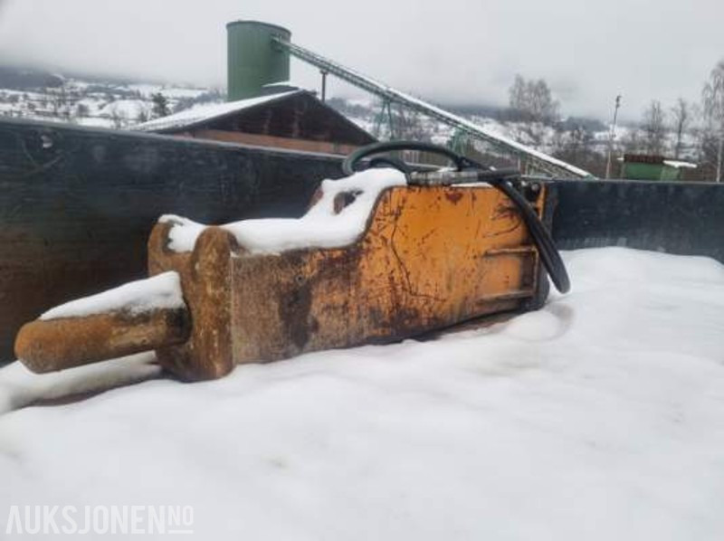 2004 D&A 220V pigghammer S60 feste - Implemento para Maquinaria de construcción: foto 1 2004 D&A 220V pigghammer S60 feste - Implemento para Maquinaria de construcción: foto 1