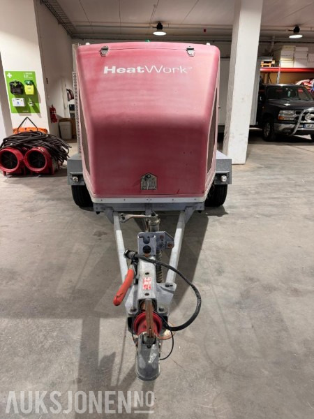2010 HeatWork HW 3600 Mobilt varmekraftverk med diverse matter og 5 stk CliWi air systems 300 - Implemento para Maquinaria de construcción: foto 2 2010 HeatWork HW 3600 Mobilt varmekraftverk med diverse matter og 5 stk CliWi air systems 300 - Implemento para Maquinaria de construcción: foto 2