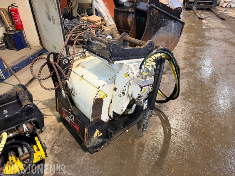 2010 Simex PLB 600 Asfaltfres – S60 - Både betong og afalttrommel montert - Implemento para Maquinaria de construcción: foto 2 2010 Simex PLB 600 Asfaltfres – S60 - Både betong og afalttrommel montert - Implemento para Maquinaria de construcción: foto 2