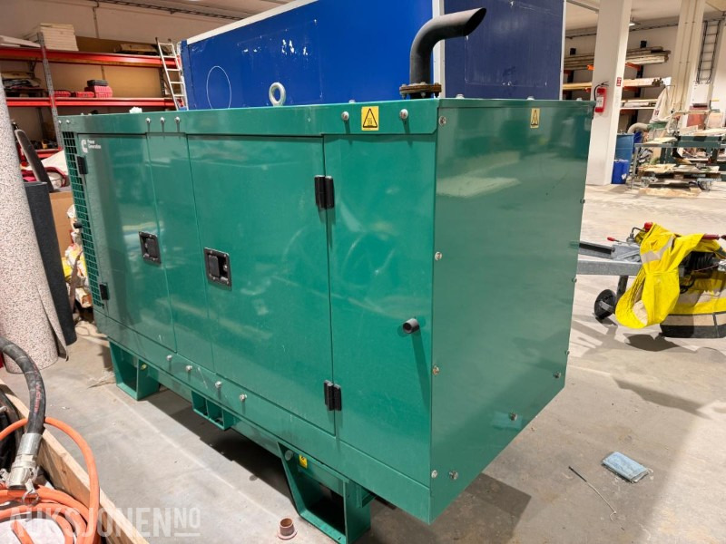 2022 Cummins Generator / Aggregat - Model C22D5 - 230 V - 22 kVA / 17.6 kW - Dieselaggregat - Implemento para Maquinaria de construcción: foto 4 2022 Cummins Generator / Aggregat - Model C22D5 - 230 V - 22 kVA / 17.6 kW - Dieselaggregat - Implemento para Maquinaria de construcción: foto 4