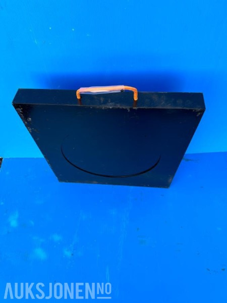 50 STK UBRUKTE STØTTEBENSPLATER - Implemento para Maquinaria de construcción: foto 4 50 STK UBRUKTE STØTTEBENSPLATER - Implemento para Maquinaria de construcción: foto 4