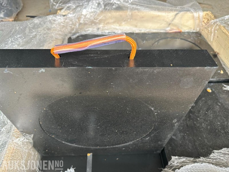 50 STK UBRUKTE STØTTEBENSPLATER - Implemento para Maquinaria de construcción: foto 3 50 STK UBRUKTE STØTTEBENSPLATER - Implemento para Maquinaria de construcción: foto 3