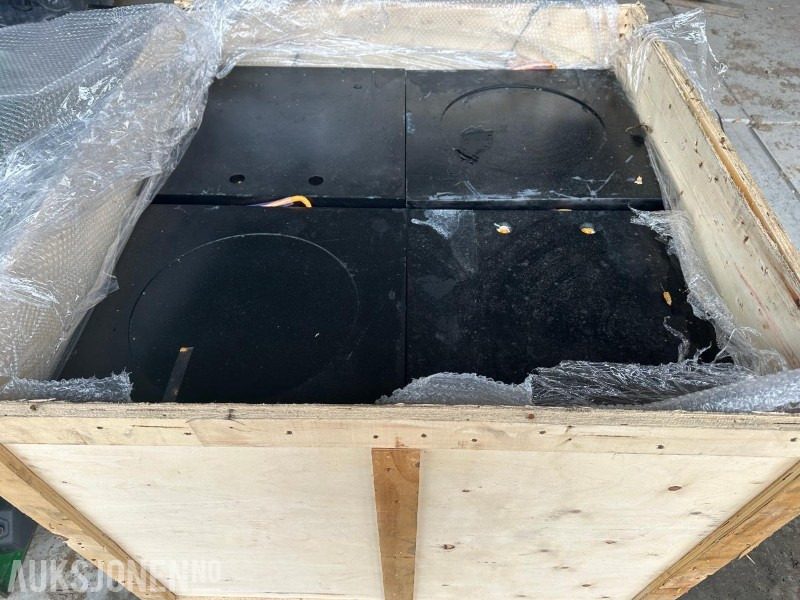50 STK UBRUKTE STØTTEBENSPLATER - Implemento para Maquinaria de construcción: foto 1 50 STK UBRUKTE STØTTEBENSPLATER - Implemento para Maquinaria de construcción: foto 1