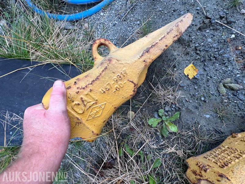 Cat graveskuffetenner til gravemaskin og/eller hjullaster - Implemento para Maquinaria de construcción: foto 4 Cat graveskuffetenner til gravemaskin og/eller hjullaster - Implemento para Maquinaria de construcción: foto 4