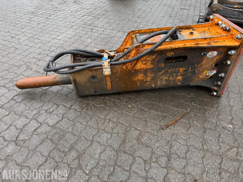 DandA 130V pigghammer - Implemento para Maquinaria de construcción: foto 2 DandA 130V pigghammer - Implemento para Maquinaria de construcción: foto 2