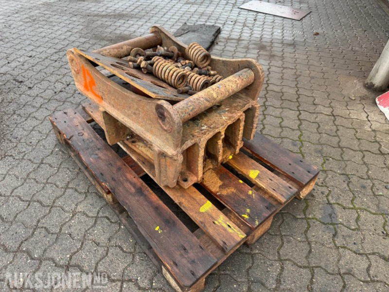 S70 feste - Implemento para Maquinaria de construcción: foto 3 S70 feste - Implemento para Maquinaria de construcción: foto 3