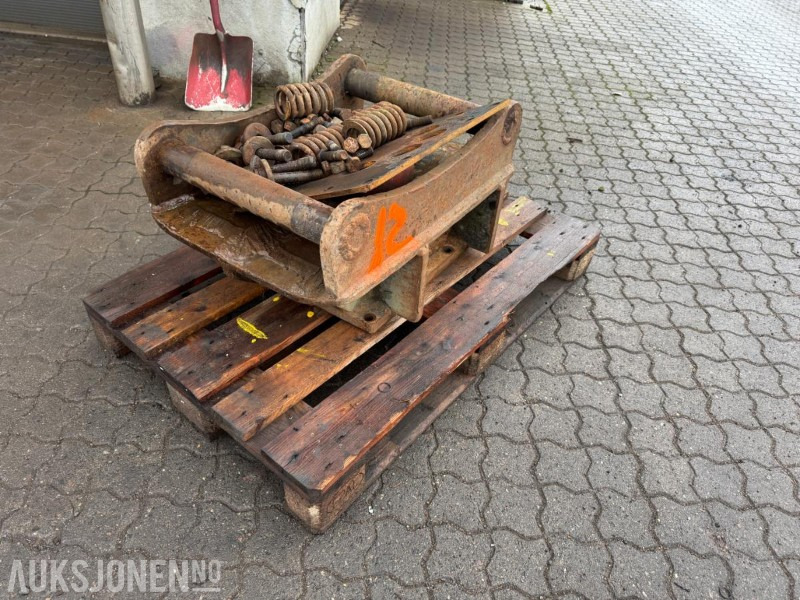 S70 feste - Implemento para Maquinaria de construcción: foto 1 S70 feste - Implemento para Maquinaria de construcción: foto 1