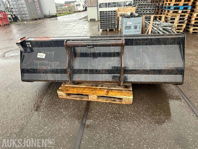 Skuffe til Manitou MRT 1840 - 240 cm - Implemento para Maquinaria de construcción: foto 3 Skuffe til Manitou MRT 1840 - 240 cm - Implemento para Maquinaria de construcción: foto 3