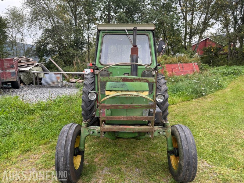 John Deere 1630 - Tractor: foto 2 John Deere 1630 - Tractor: foto 2