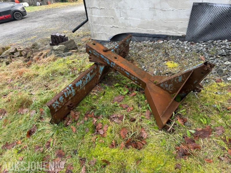 1900 BAKMONTERT SKJÆR MED 3-PUNKTSFESTE - Maquinaria agrícola: foto 2 1900 BAKMONTERT SKJÆR MED 3-PUNKTSFESTE - Maquinaria agrícola: foto 2