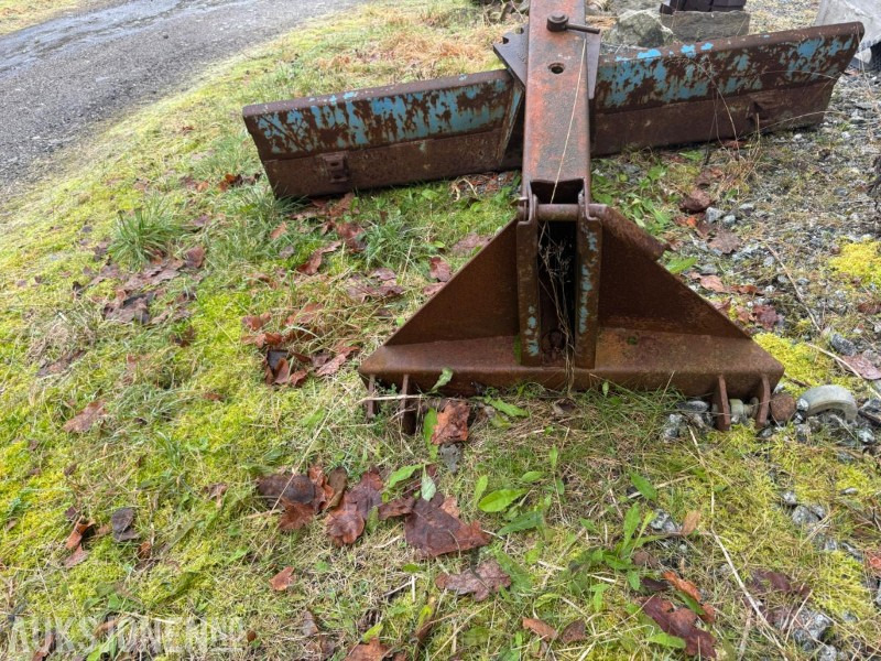 1900 BAKMONTERT SKJÆR MED 3-PUNKTSFESTE - Maquinaria agrícola: foto 3 1900 BAKMONTERT SKJÆR MED 3-PUNKTSFESTE - Maquinaria agrícola: foto 3
