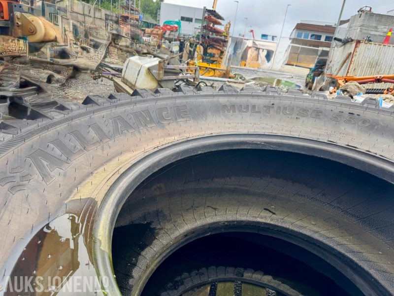 2 stk Traktordekk Allance Multiuse 550 - 650/85R38 - Maquinaria agrícola: foto 5 2 stk Traktordekk Allance Multiuse 550 - 650/85R38 - Maquinaria agrícola: foto 5