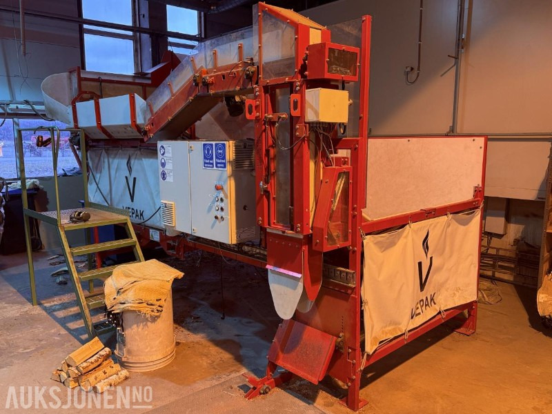 2018 Vepak pakkemaskin EP3180170A1 - Maks 40L og 30 cm - Maquinaria agrícola: foto 2 2018 Vepak pakkemaskin EP3180170A1 - Maks 40L og 30 cm - Maquinaria agrícola: foto 2