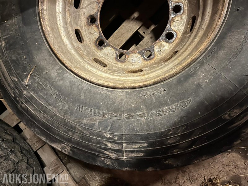 4 stk - DOUBLECOIN 425/65 22.5 - stått på 16t bailey - Maquinaria agrícola: foto 5 4 stk - DOUBLECOIN 425/65 22.5 - stått på 16t bailey - Maquinaria agrícola: foto 5