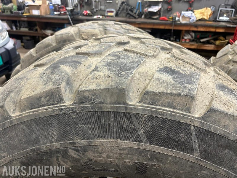 4 stk - Nokian 560/60 22.5 - Stått på 18t bailey - Maquinaria agrícola: foto 3 4 stk - Nokian 560/60 22.5 - Stått på 18t bailey - Maquinaria agrícola: foto 3