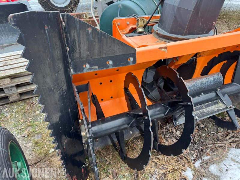 Hydromann 3330F 2-trinns snøfreser for frontmontering - Maquinaria agrícola: foto 5 Hydromann 3330F 2-trinns snøfreser for frontmontering - Maquinaria agrícola: foto 5