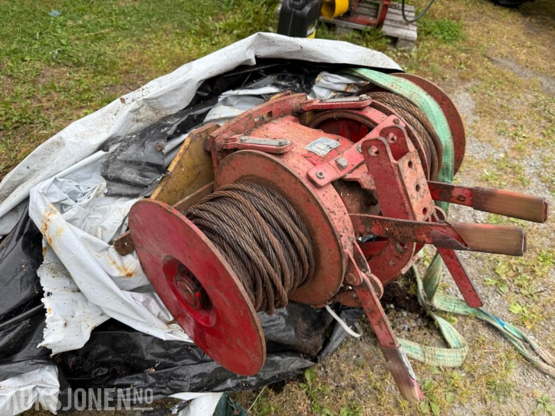 Igland 3,5 T. vinsj - Maquinaria agrícola: foto 3 Igland 3,5 T. vinsj - Maquinaria agrícola: foto 3