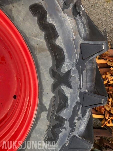 Komplette avmonterte hjul til Fendt 540/65/R30 og 650/65R42 TRAKTORDEKK - Maquinaria agrícola: foto 5 Komplette avmonterte hjul til Fendt 540/65/R30 og 650/65R42 TRAKTORDEKK - Maquinaria agrícola: foto 5