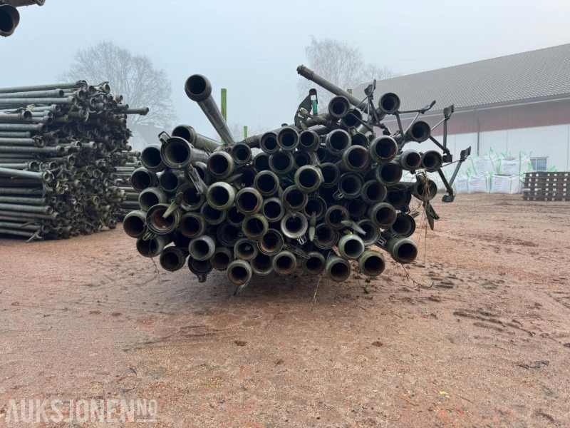 PERROT / FERROW VANNINGSRØR - CA. 530 STK - Maquinaria agrícola: foto 2 PERROT / FERROW VANNINGSRØR - CA. 530 STK - Maquinaria agrícola: foto 2