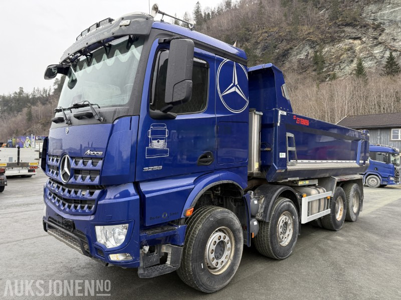 Mercedes-Benz Arocs 3252 – 2021-modell, 520 hk, Zetterbergs dumperkasse - Camión volquete: foto 1 Mercedes-Benz Arocs 3252 – 2021-modell, 520 hk, Zetterbergs dumperkasse - Camión volquete: foto 1