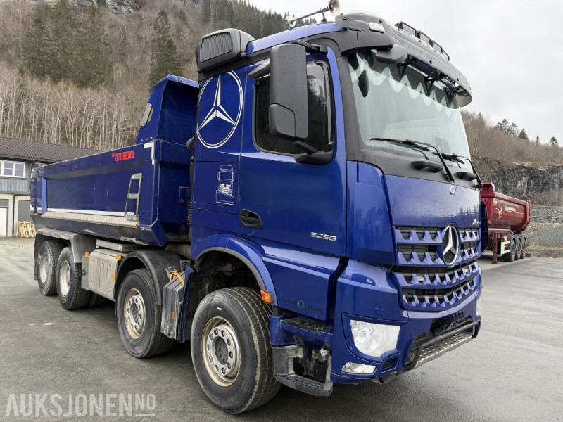 Mercedes-Benz Arocs 3252 – 2021-modell, 520 hk, Zetterbergs dumperkasse - Camión volquete: foto 3 Mercedes-Benz Arocs 3252 – 2021-modell, 520 hk, Zetterbergs dumperkasse - Camión volquete: foto 3