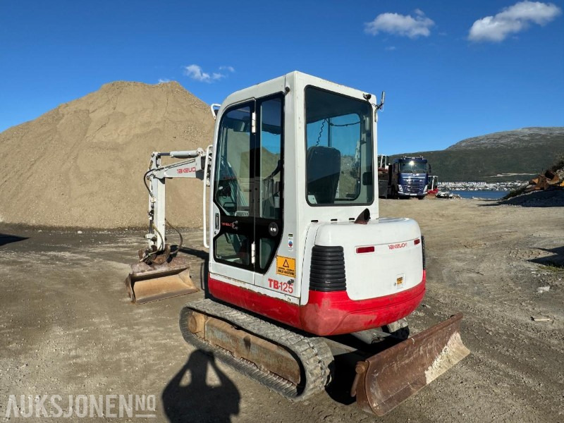 Takeuchi TB125 Gravemaskin - 3 Skuffer - 2.8T - 5105T - Excavadora: foto 3 Takeuchi TB125 Gravemaskin - 3 Skuffer - 2.8T - 5105T - Excavadora: foto 3