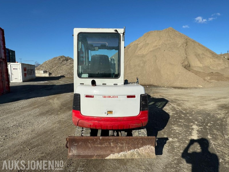 Takeuchi TB125 Gravemaskin - 3 Skuffer - 2.8T - 5105T - Excavadora: foto 4 Takeuchi TB125 Gravemaskin - 3 Skuffer - 2.8T - 5105T - Excavadora: foto 4