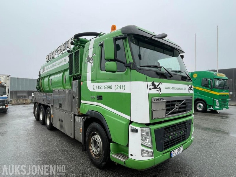 2010 VOLVO FH500 8X4 INTERCONSULT SS2343 BST3-17CR ADR SLAMSUGER MED HØYTRYKKSPYLER - 203576 KM. - Vehículo municipal: foto 2 2010 VOLVO FH500 8X4 INTERCONSULT SS2343 BST3-17CR ADR SLAMSUGER MED HØYTRYKKSPYLER - 203576 KM. - Vehículo municipal: foto 2