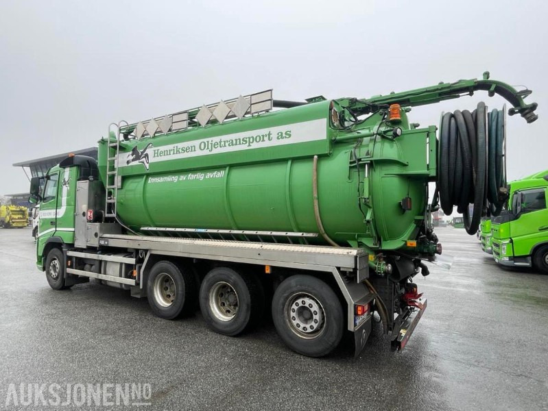 2010 VOLVO FH500 8X4 INTERCONSULT SS2343 BST3-17CR ADR SLAMSUGER MED HØYTRYKKSPYLER - 203576 KM. - Vehículo municipal: foto 5 2010 VOLVO FH500 8X4 INTERCONSULT SS2343 BST3-17CR ADR SLAMSUGER MED HØYTRYKKSPYLER - 203576 KM. - Vehículo municipal: foto 5