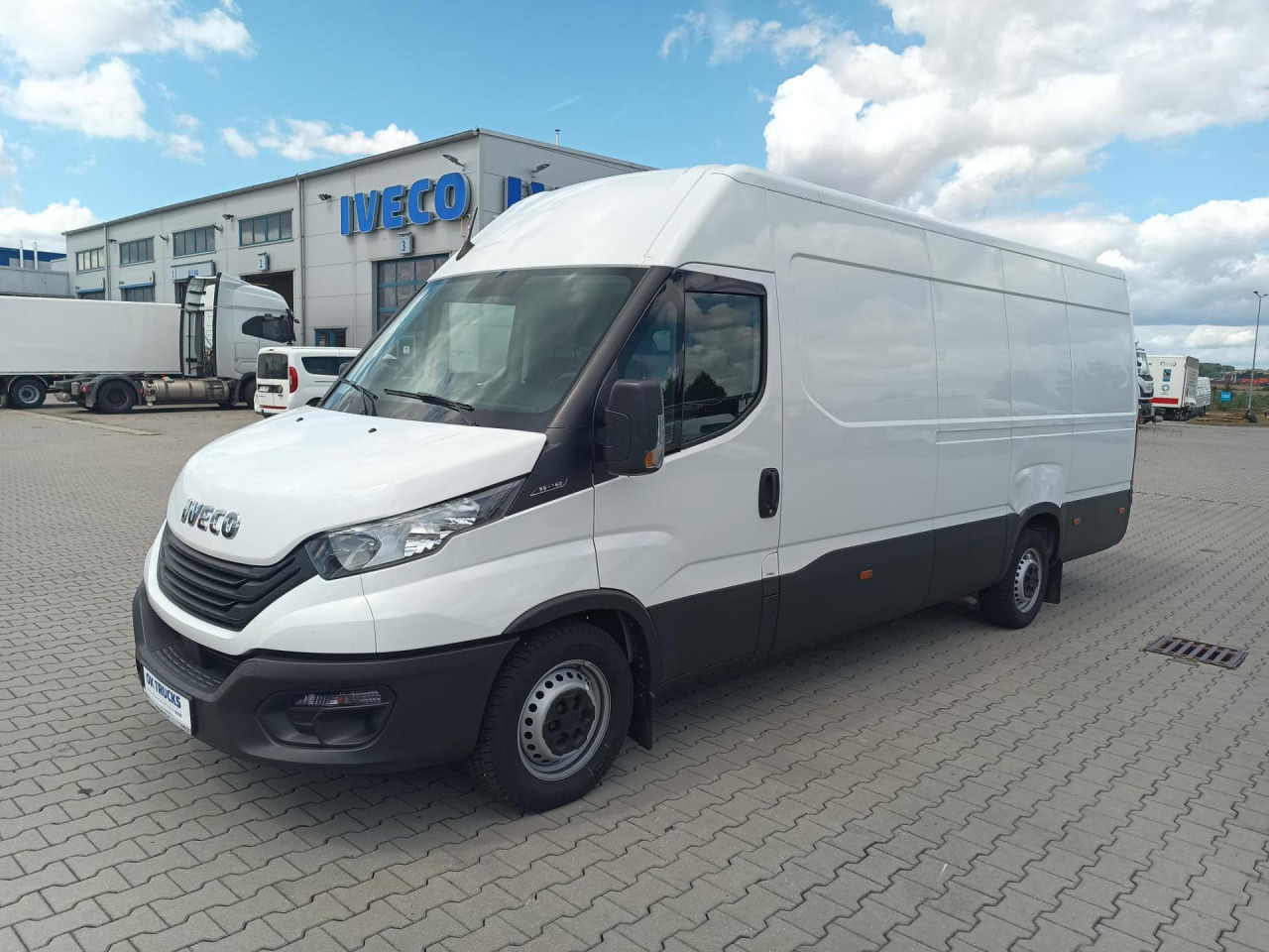 IVECO Daily 35S16V - Furgón: foto 1 IVECO Daily 35S16V - Furgón: foto 1