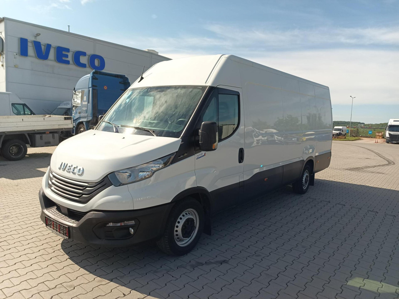 IVECO Daily 35S16V - Furgón: foto 1 IVECO Daily 35S16V - Furgón: foto 1