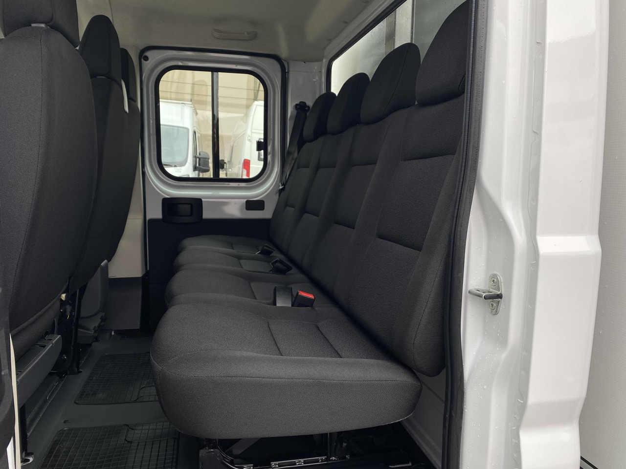 OPEL MOVANO 1+6 DOKA 140PS | KÜHLKOFFER + LADERAMPE - Furgoneta frigorifica: foto 5 OPEL MOVANO 1+6 DOKA 140PS | KÜHLKOFFER + LADERAMPE - Furgoneta frigorifica: foto 5